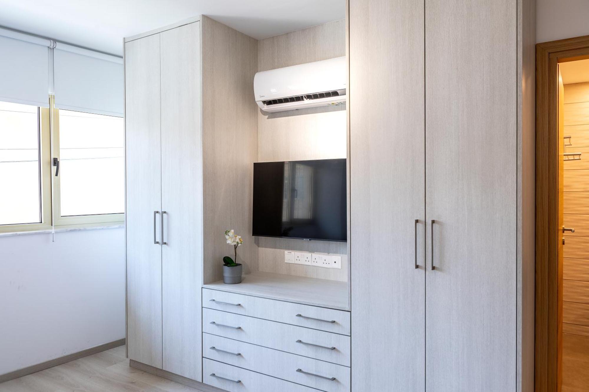C-Premium Apts 100M From Beach And City Centre Ларнака Экстерьер фото