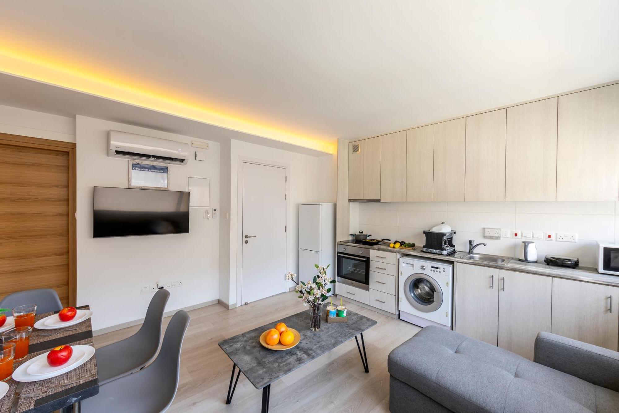 C-Premium Apts 100M From Beach And City Centre Ларнака Экстерьер фото